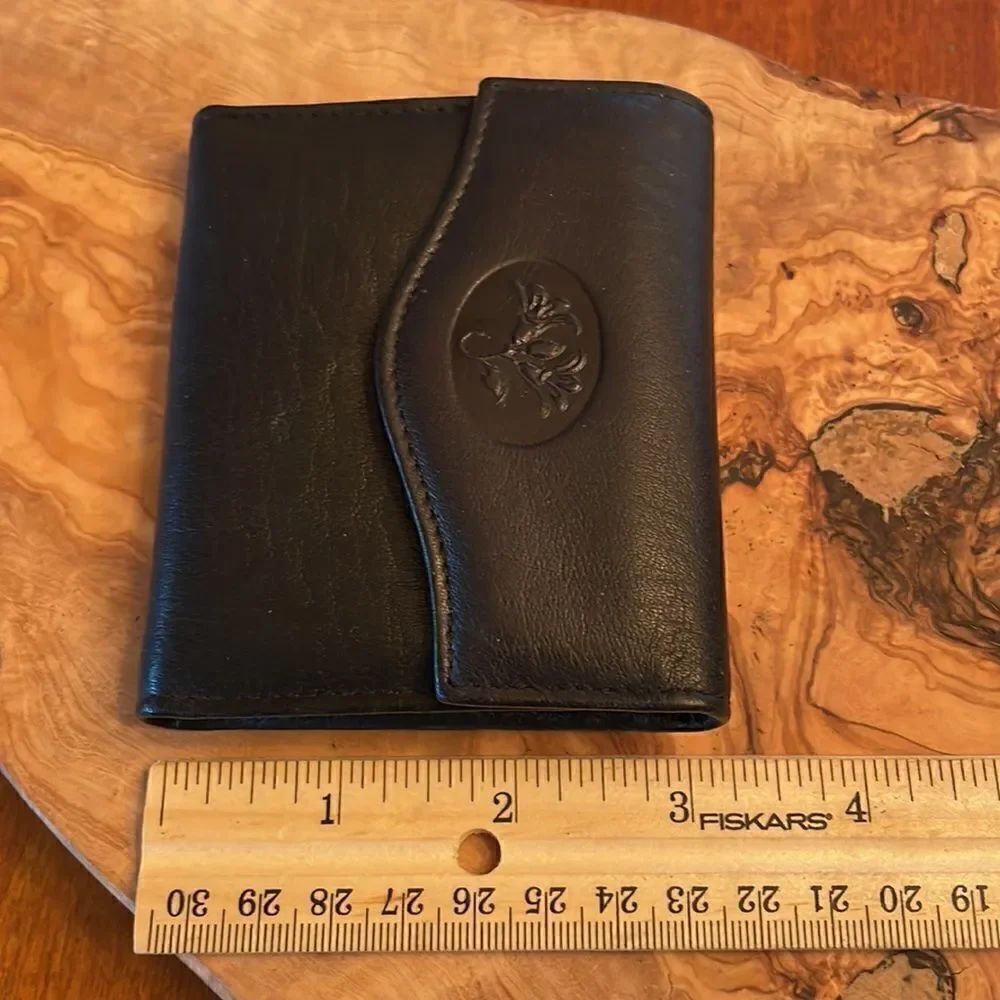 NEW. Buxton Small Leather Wallet - Picture 8 of 8